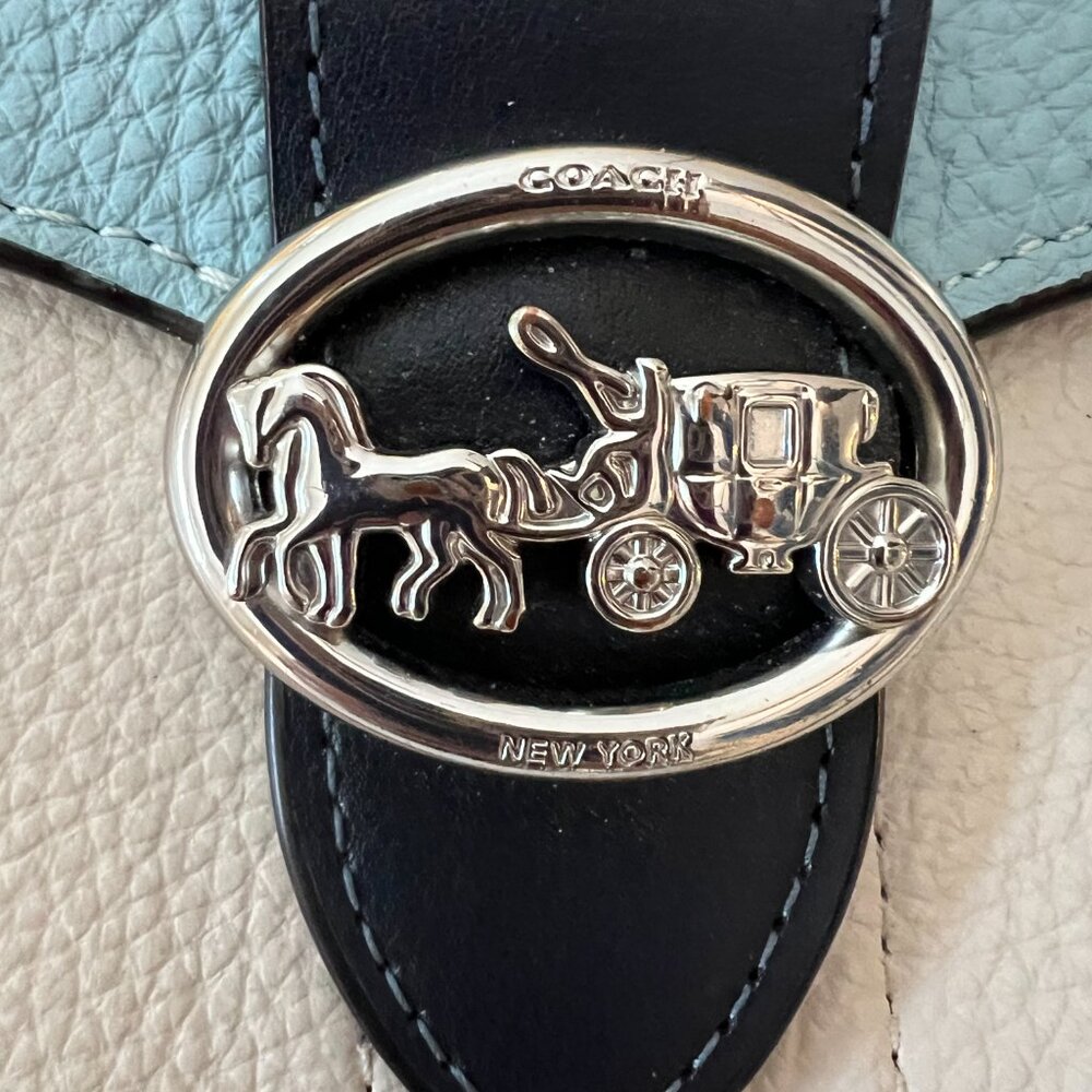 Coach purse - Picture 3 of 3